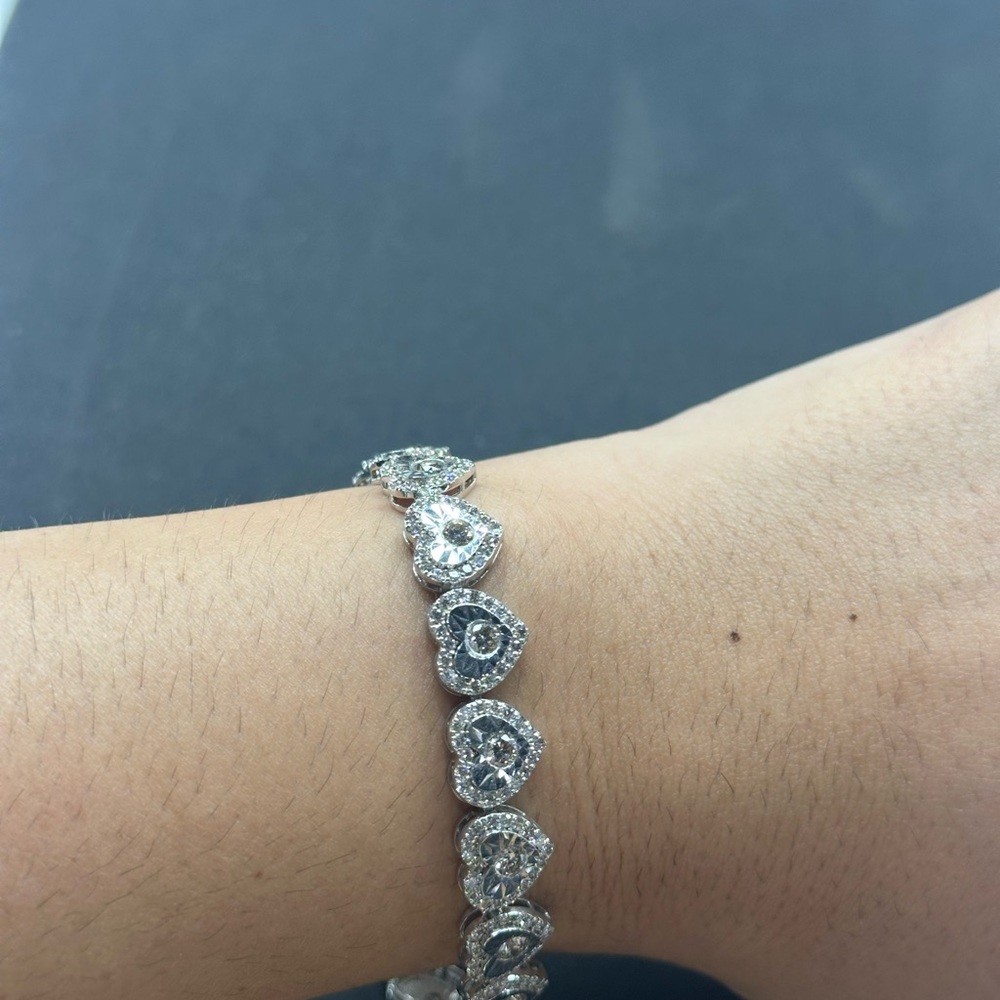 Elegant Heart Bracelet
